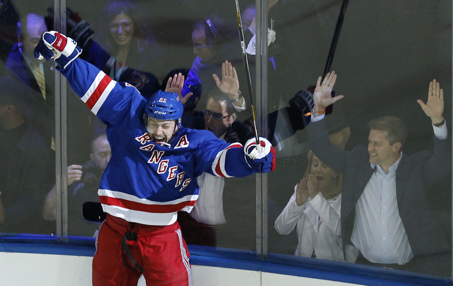 2015: Derek Stepan's OT goal lifts New York Rangers past Washington Capitals in playoffs